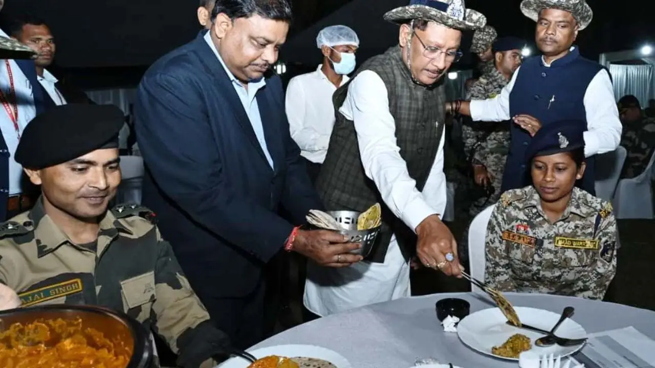 CM Sai Dines with Bastar Jawans, Hails Peace Efforts Amid Growth
