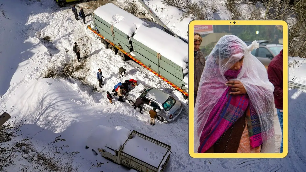 Heavy Snow Cripples J&K, Delhi Rain Returns; Himachal on Orange Alert