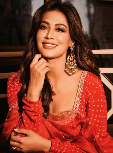 सेना की दुनिया को अच्छी तरह समझती हूं