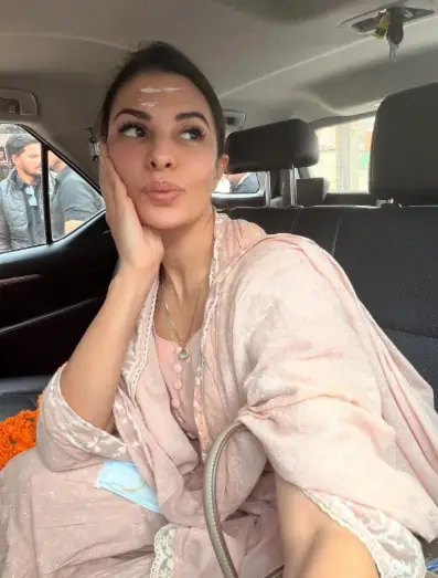 अभिनेत्री