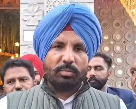 ‘गद्दार