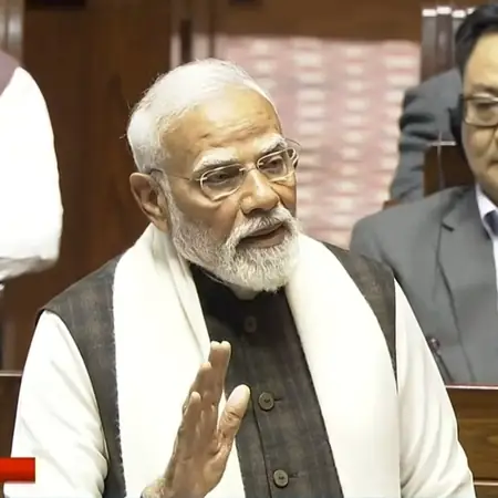 खड़गे जी बुजुर्ग हैं इसलिए बैठकर करें नारेबाजी...