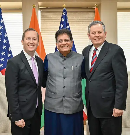 शोर थमने पर दो स्वाभाविक साझेदार साथ आते हैं